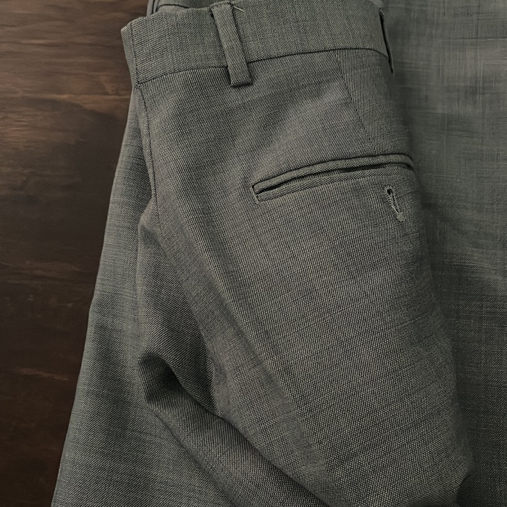 NWOT Preppy Tommy Hilfiger/Neiman Marcus Gray Wool Suit - Picture 10 of 16